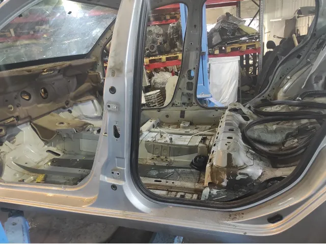 Порог со стойкой левый Renault Megane 2