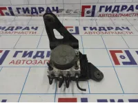 Блок ABS (насос) Renault Megane 2 7701067590