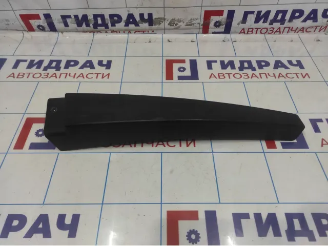 Накладка стойки средней левой наружняя Renault Megane 2 8200073435