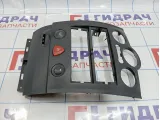Накладка декоративная на торпедо центральная Renault Megane 2 8200491106