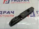 Блок управления стеклоподъемниками Renault Megane 3 254000008R