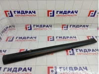 Накладка двери передней правой Renault Megane 3 801860015R