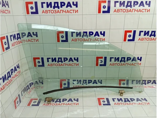 Стекло двери передней правой Renault Megane 3 803000014R