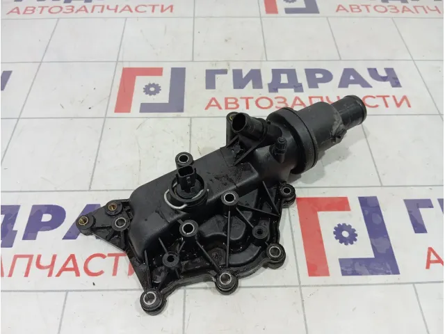 Корпус термостата Renault Megane 3 8200700094