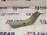 Обшивка двери багажника левая Renault Megane 3 909030005R