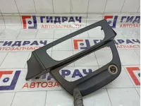 Рамка магнитолы Renault Megane 3 682603808R