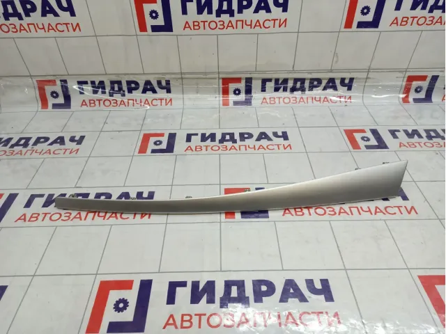 Накладка декоративная на торпедо правая Renault Megane 3 684120021R
