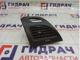 Дефлектор воздушный левый Renault Megane 3 687610710R