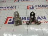 Петли двери передней правой Renault Megane 3