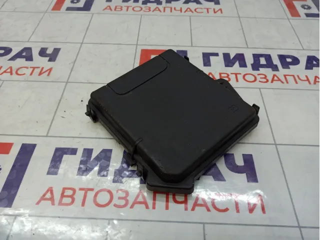 Крышка блока предохранителей Renault Megane 3 284C40002R