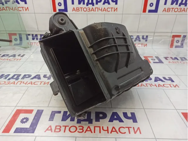 Корпус воздушного фильтра Renault Megane 3 165006500R