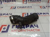 Патрубок воздушного фильтра Renault Megane 3 8201011647
