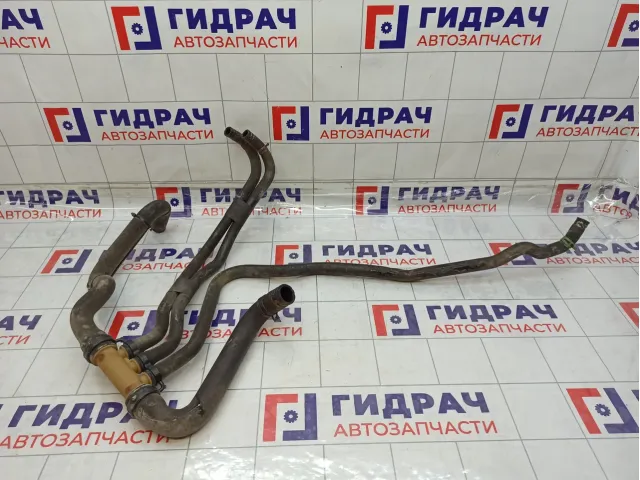 Патрубок системы охлаждения Renault Megane 3