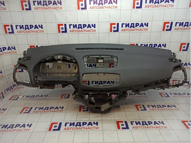 Торпедо Renault Megane 3 681005424R