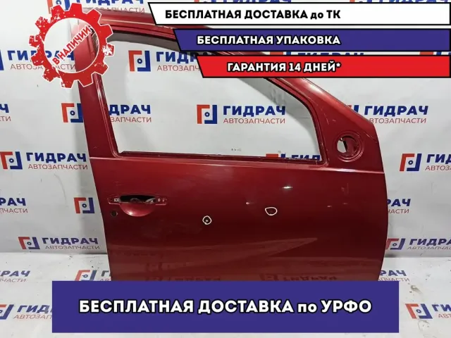 Дверь передняя правая Renault Sandero 801006248R. Дефект.