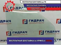 Стекло двери передней правой Renault Sandero 803000544R.