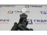 Ремень безопасности задний центральный Renault Sandero 8200531836.