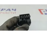 Кнопка центрального замка Renault Sandero 8200870250.