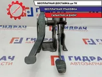 Блок педалей Renault Sandero .