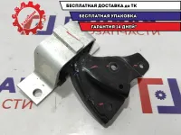 Опора двигателя правая Renault Sandero 8200204600.