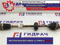 Привод передний правый Renault Sandero 8201045819. Требует замены пыльника наружней гранаты.