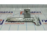 Стеклоподъемник механ. задний правый Renault Sandero 8200733830.