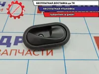Ручка двери внутренняя правая задняя Renault Sandero 8200733847.