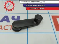 Ручка стеклоподъемника Renault Sandero 8200673745. R=L.