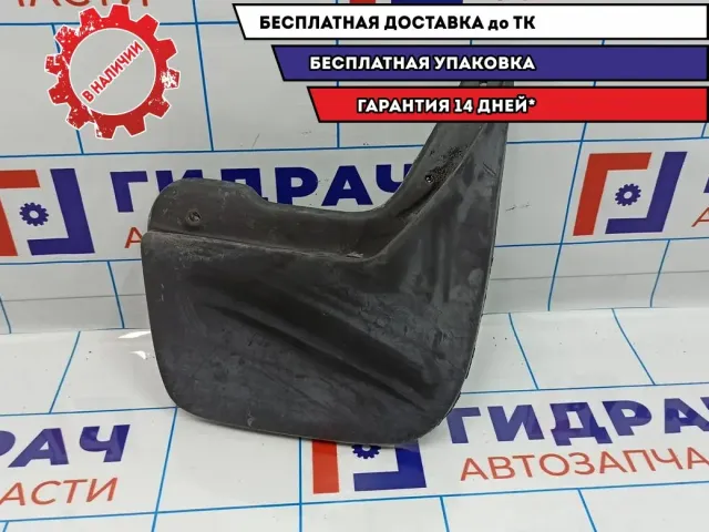 Брызговик задний правый Renault Sandero . Аналог.