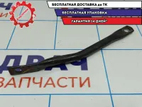 Кронштейн передней балки правый Renault Sandero 6001547892.