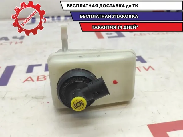 Бачок главного тормозного цилиндра Renault Sandero 6001548630.