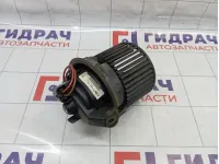 Моторчик отопителя Renault Sandero Stepway (5S) 272100975R
