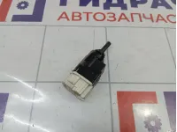 Датчик включения стопсигнала Renault Sandero Stepway (5S) 253206170R