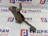 Педаль тормоза Renault Sandero Stepway (5S) 465013221R