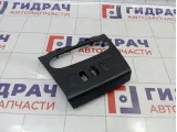 Накладка блока управления отопителем Renault Sandero Stepway (5S) 275009384R