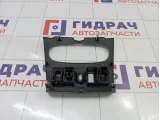 Накладка блока управления отопителем Renault Sandero Stepway (5S) 275009384R