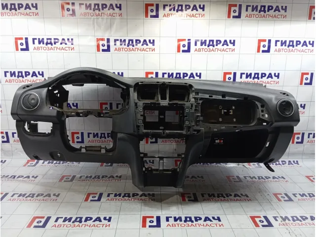 Торпедо Renault Sandero Stepway (5S) 681007556R