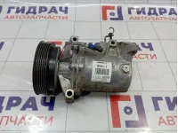 Компрессор кондиционера Renault Sandero Stepway (5S) 8201025121