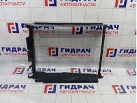 Рамка радиатора Renault Sandero Stepway (5S) 215596207R