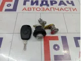 Замок зажигания Renault Sandero Stepway (5S) 487004401R