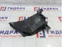 Воздуховод радиатора правый Renault Sandero Stepway (5S) 601981874R