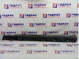 Накладка порога наружная правая Renault Sandero Stepway (5S) 764266165R