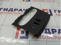 Накладка блока управления печкой (отопителем) Renault Sandero 275009384R