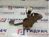 Педаль тормоза Renault Sandero 465013221R