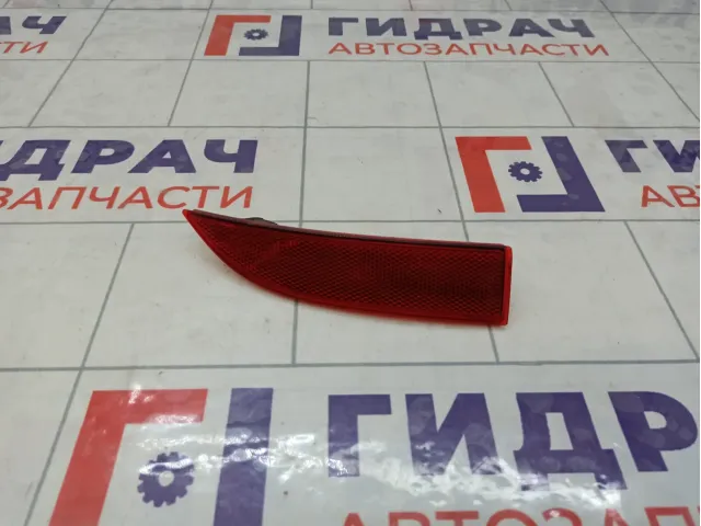 Отражатель в задний бампер правый Renault Sandero 265600427R