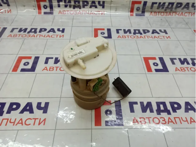 Насос топливный Renault Sandero 172022047R