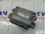 Блок управления двигателем Renault Sandero 237104779R