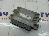 Блок управления двигателем Renault Sandero 237104779R