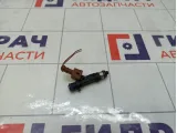 Форсунка инжекторная Renault Sandero 8200227124