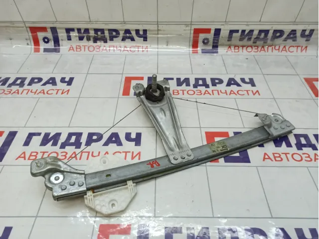 Стеклоподъемник механический Renault Sandero 827202131R